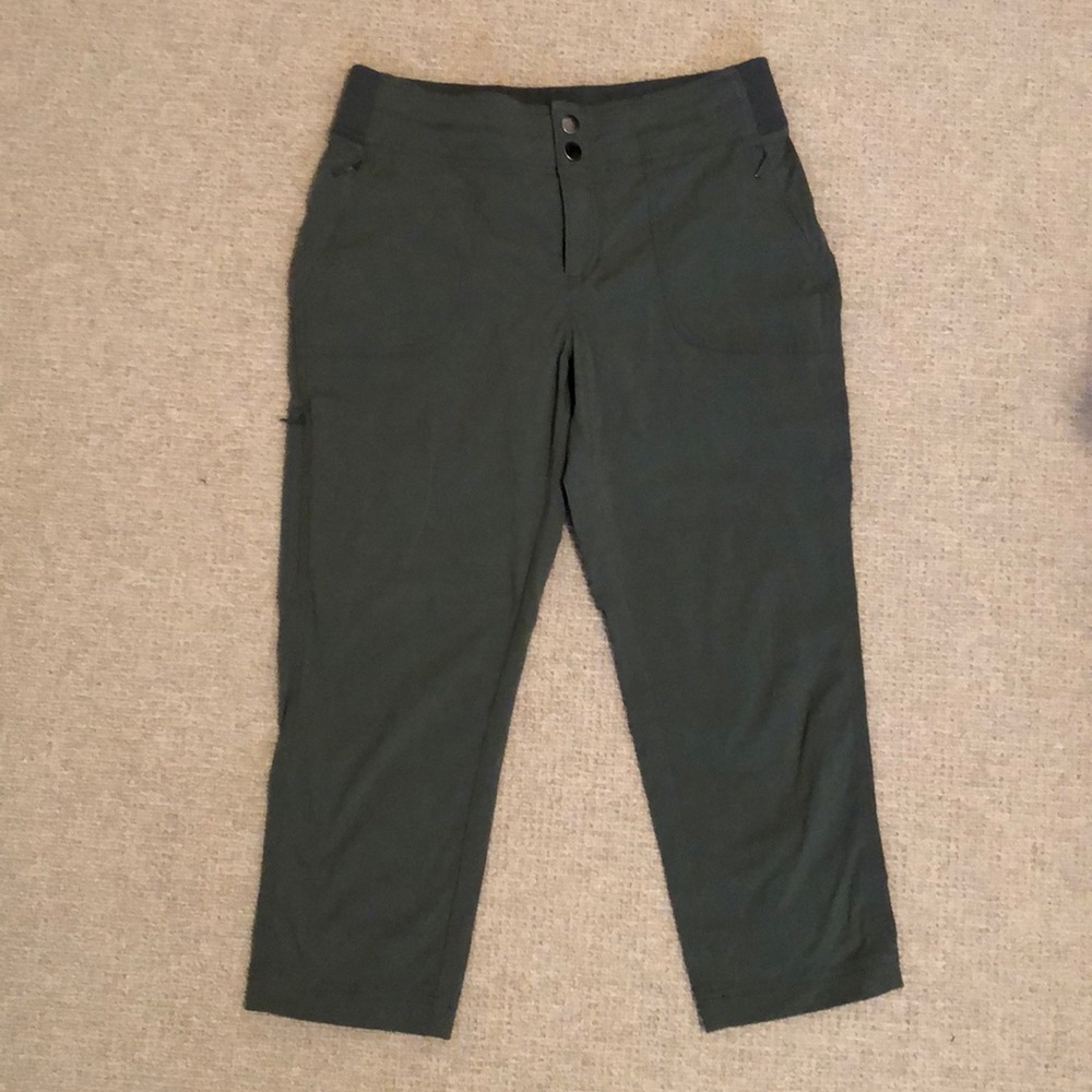 Athleta Crop Hiking Pants